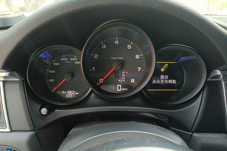 Used Porsche Macan 2014 Macan 2.0T Instrument Cluster