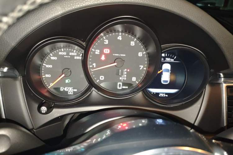 Used Porsche Macan 2014 Macan 2.0T Instrument Cluster