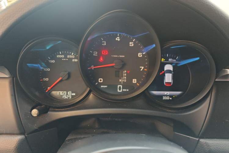 Used Porsche Macan 2014 Macan 2.0T Instrument Cluster