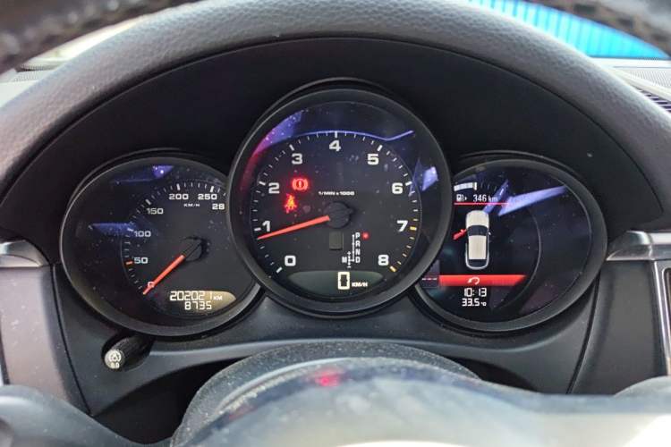 Used Porsche Macan 2014 Macan 2.0T Instrument Cluster