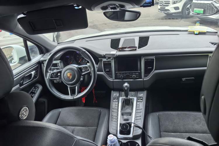 Used Porsche Macan 2014 Macan 2.0T Interior 1
