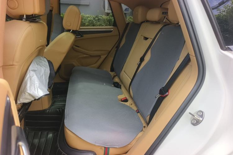 Used Porsche Macan 2014 Macan 2.0T Interior 4
