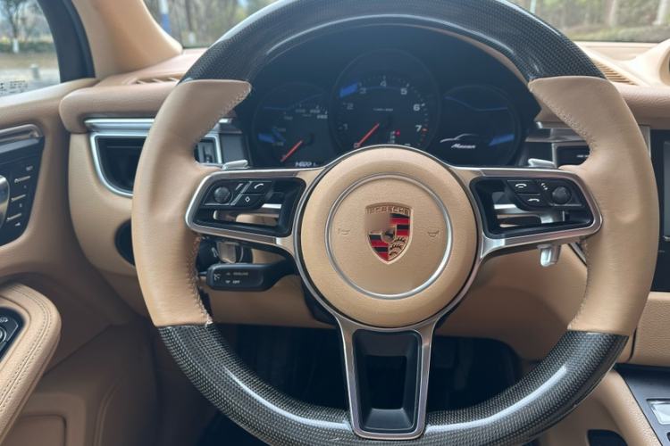 Used Porsche Macan 2014 Macan 2.0T Interior 4