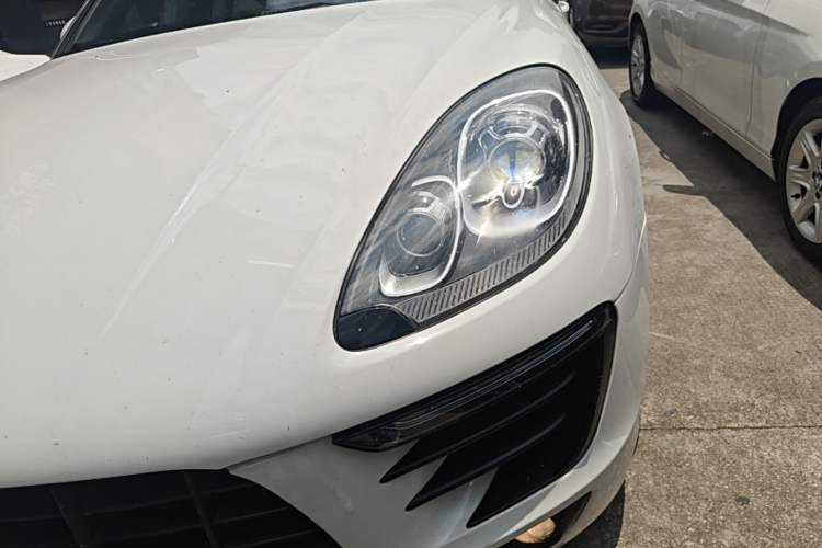 Used Porsche Macan 2014 Macan 2.0T Left Front Headlight