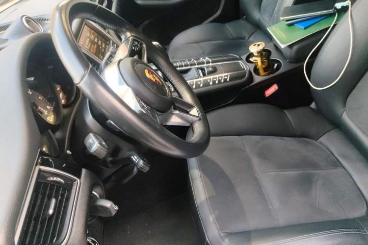 Used Porsche Macan 2014 Macan S 3.0T Left Front Seat