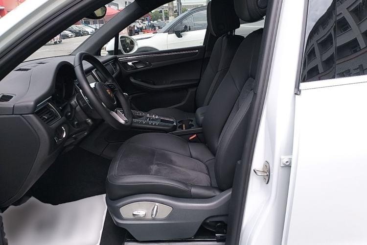 Used Porsche Macan 2014 Macan 2.0T Left Front Seat