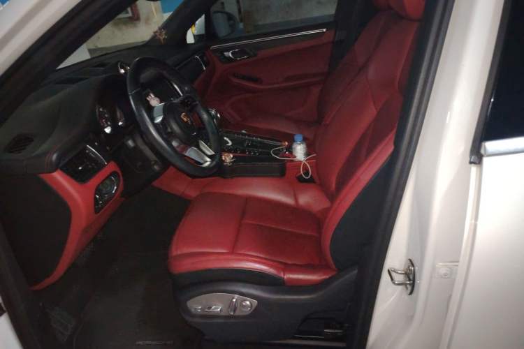 Used Porsche Macan 2014 Macan 2.0T Left Front Seat