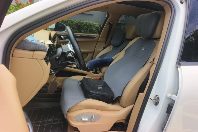 Used Porsche Macan 2014 Macan 2.0T Left Front Seat
