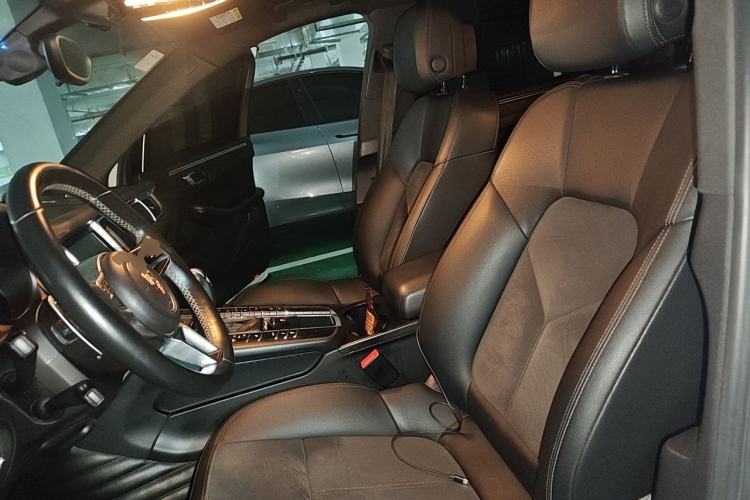 Used Porsche Macan 2014 Macan 2.0T Left Front Seat