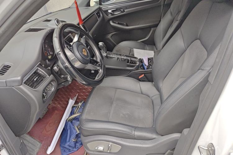 Used Porsche Macan 2014 Macan 2.0T Left Front Seat