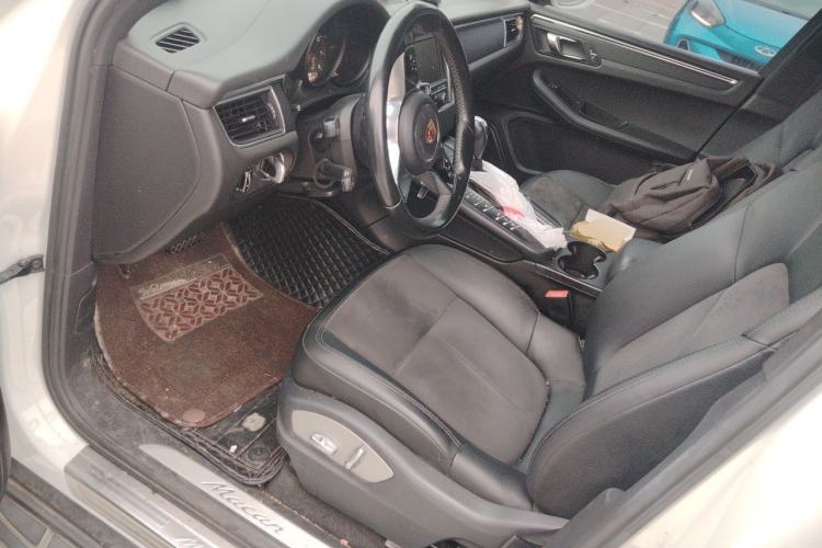 Used Porsche Macan 2014 Macan 2.0T Left Front Seat