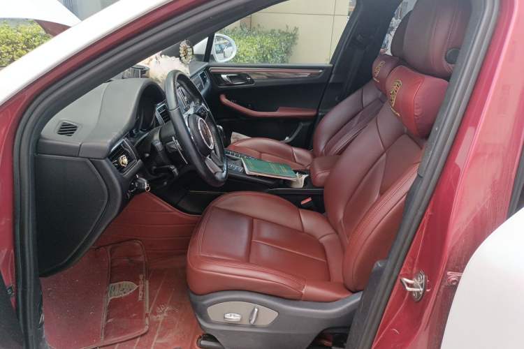 Used Porsche Macan 2014 Macan 2.0T Left Front Seat
