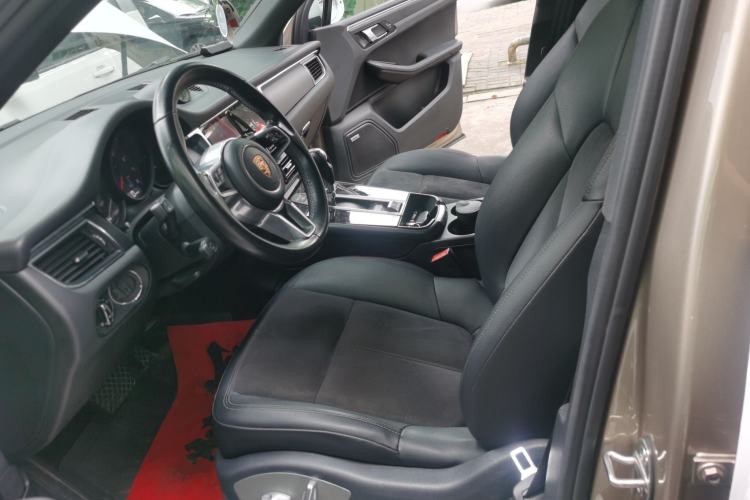 Used Porsche Macan 2014 Macan 2.0T Left Front Seat