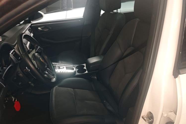 Used Porsche Macan 2014 Macan 2.0T Left Front Seat