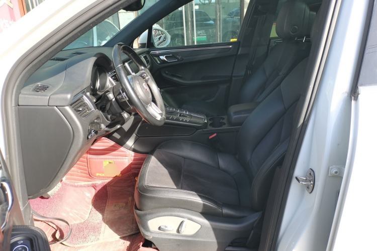 Used Porsche Macan 2014 Macan 2.0T Left Front Seat