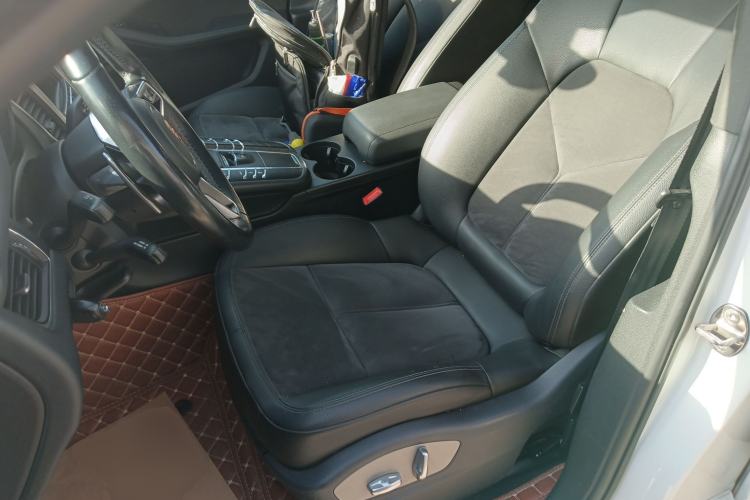 Used Porsche Macan 2014 Macan 2.0T Left Front Seat