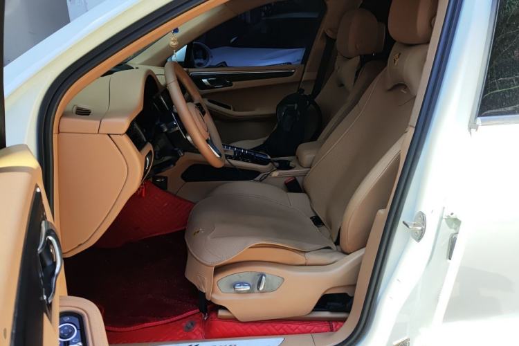 Used Porsche Macan 2014 Macan 2.0T Left Front Seat