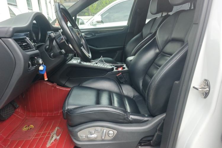 Used Porsche Macan 2014 Macan S 3.0T Left Front Seat