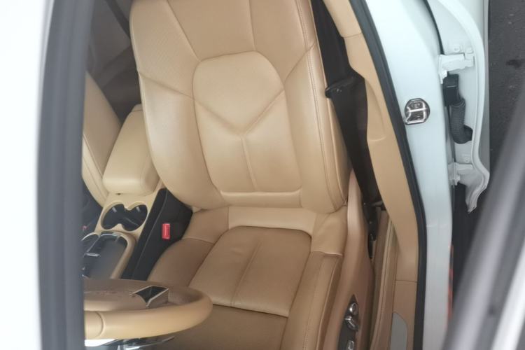 Used Porsche Macan 2014 Macan S 3.0T Left Front Seat