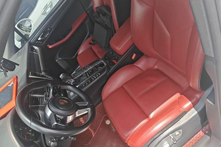 Used Porsche Macan 2014 Macan 2.0T Left Front Seat