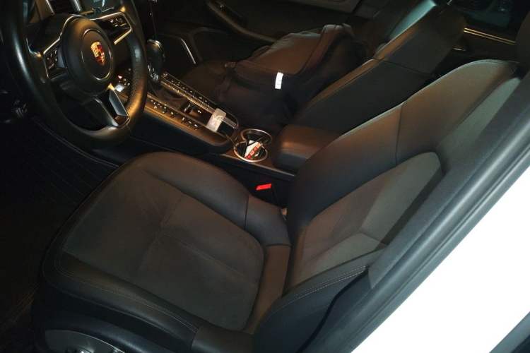 Used Porsche Macan 2014 Macan 2.0T Left Front Seat