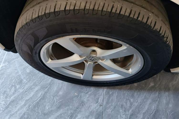 Used Porsche Macan 2014 Macan 2.0T Left Front Wheel Hub