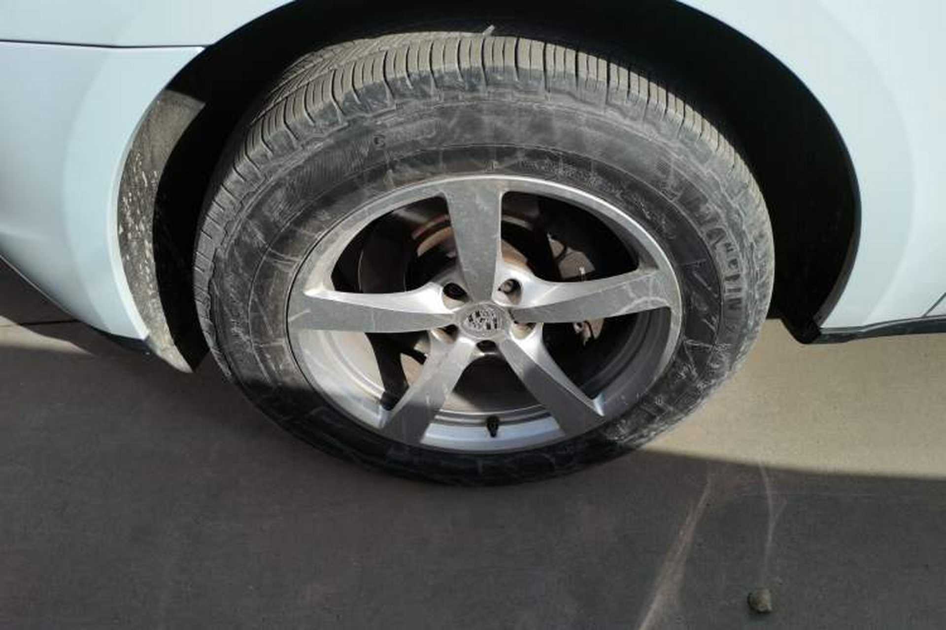 Used Porsche Macan 2014 Macan 2.0T Left Front Wheel Hub