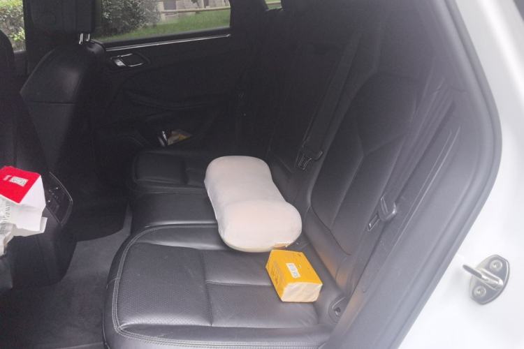 Used Porsche Macan 2014 Macan 2.0T Left Rear Seat