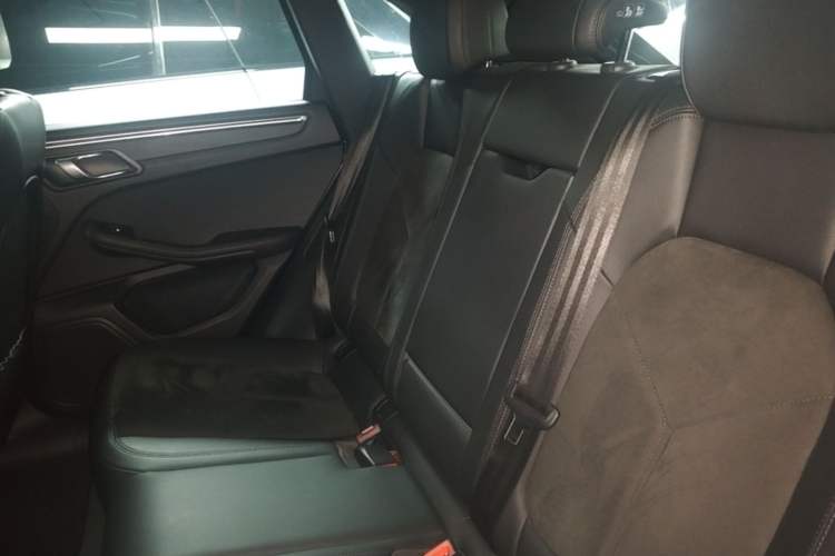 Used Porsche Macan 2014 Macan 2.0T Left Rear Seat