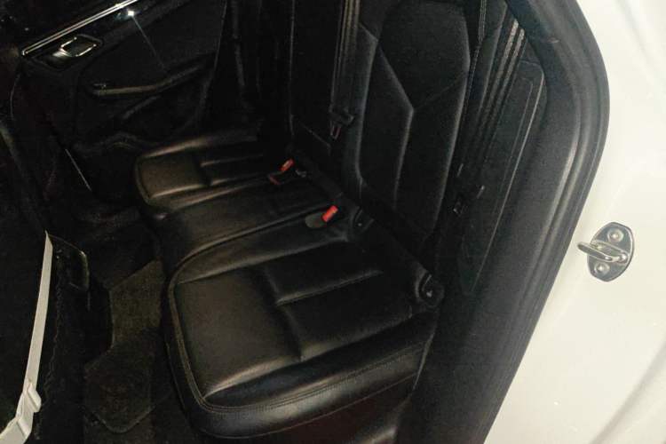 Used Porsche Macan 2014 Macan S 3.0T Left Rear Seat