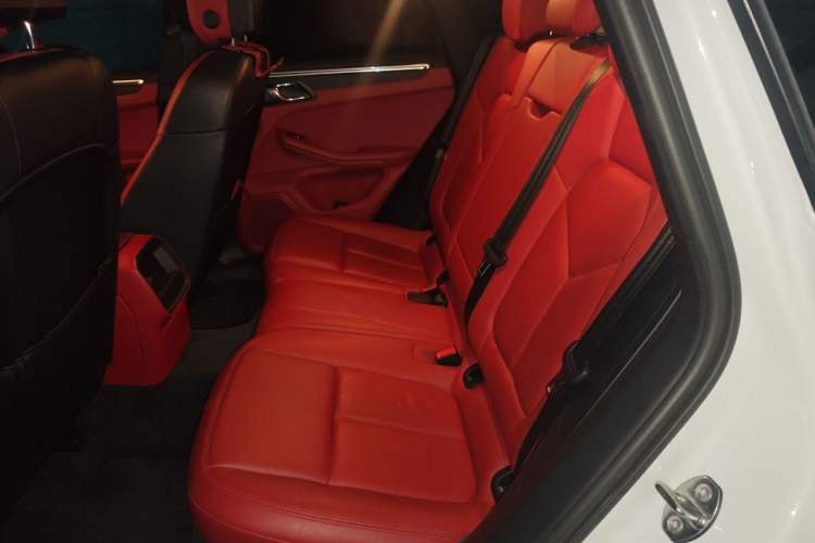 Used Porsche Macan 2014 Macan 2.0T Left Rear Seat