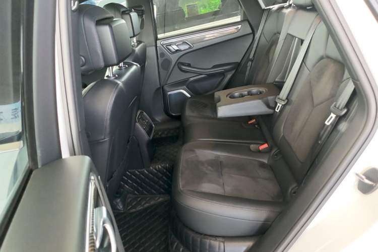 Used Porsche Macan 2014 Macan 2.0T Left Rear Seat