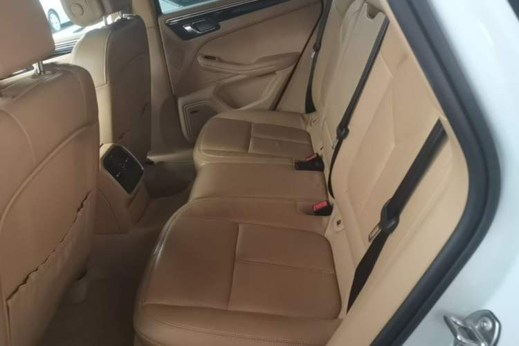 Used Porsche Macan 2014 Macan S 3.0T Left Rear Seat