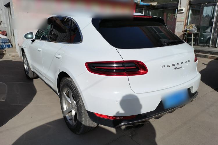 Used Porsche Macan 2014 Macan 2.0T Left Side