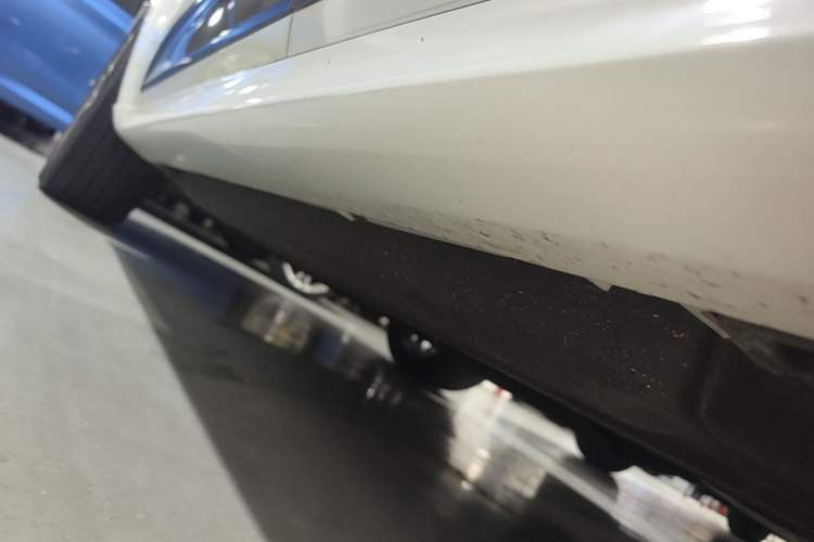 Used Porsche Macan 2014 Macan Turbo 3.6T Left Side Sill