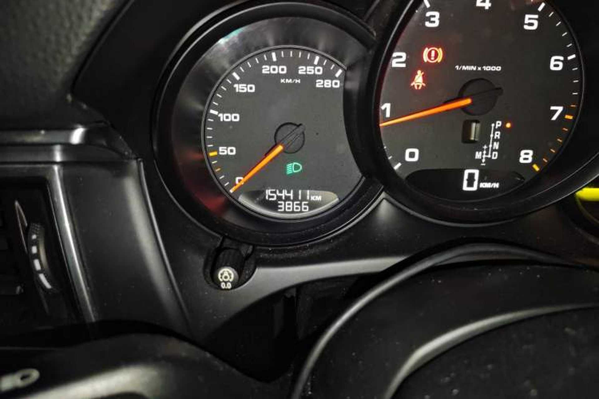 Used Porsche Macan 2014 Macan 2.0T Odometer Close Up