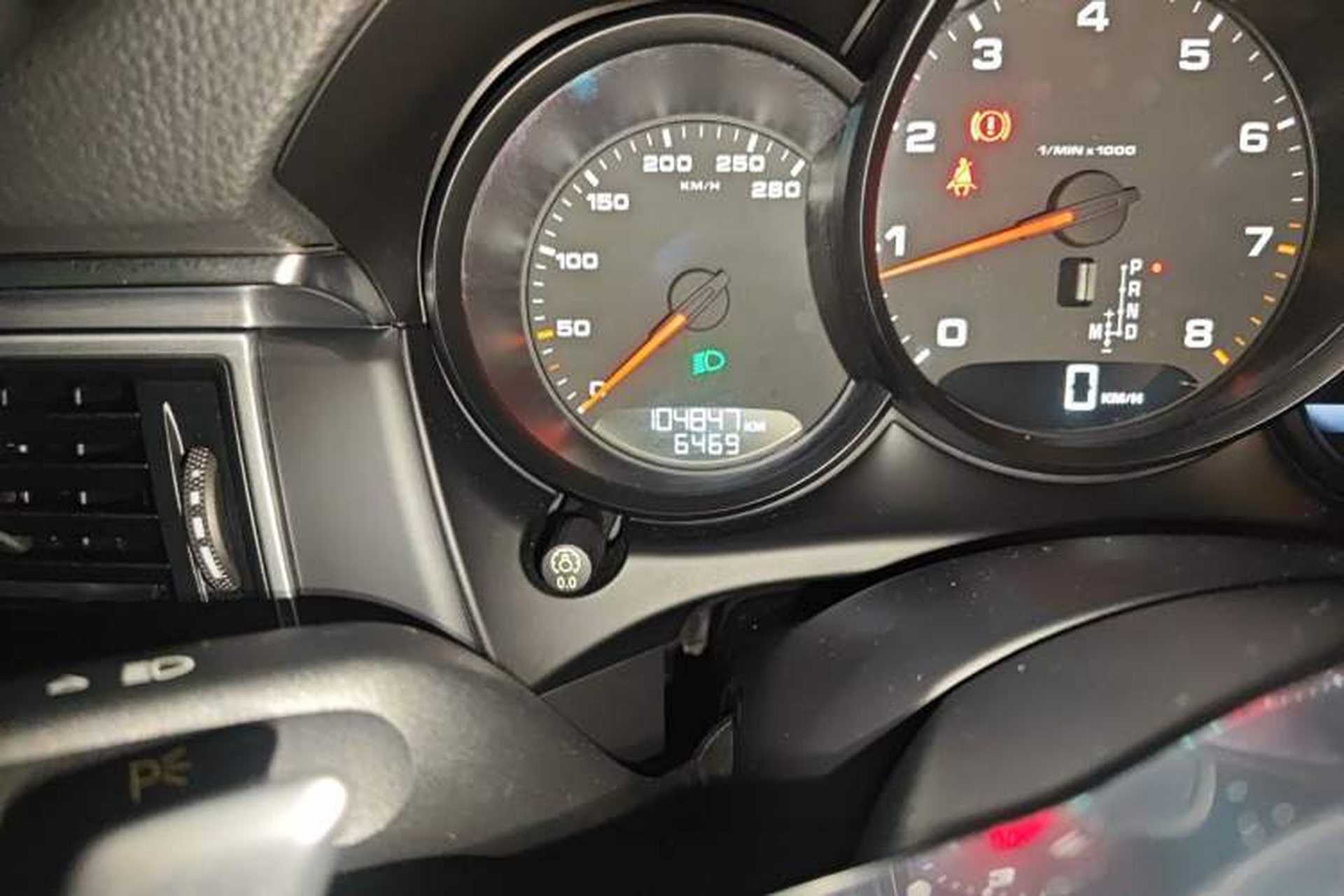Used Porsche Macan 2014 Macan 2.0T Odometer Close Up