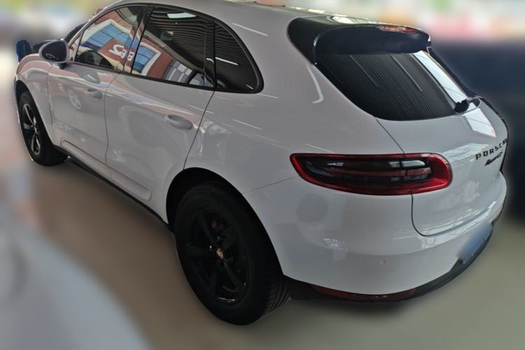 Used Porsche Macan 2014 Macan 2.0T Rear Left 45 Deg
