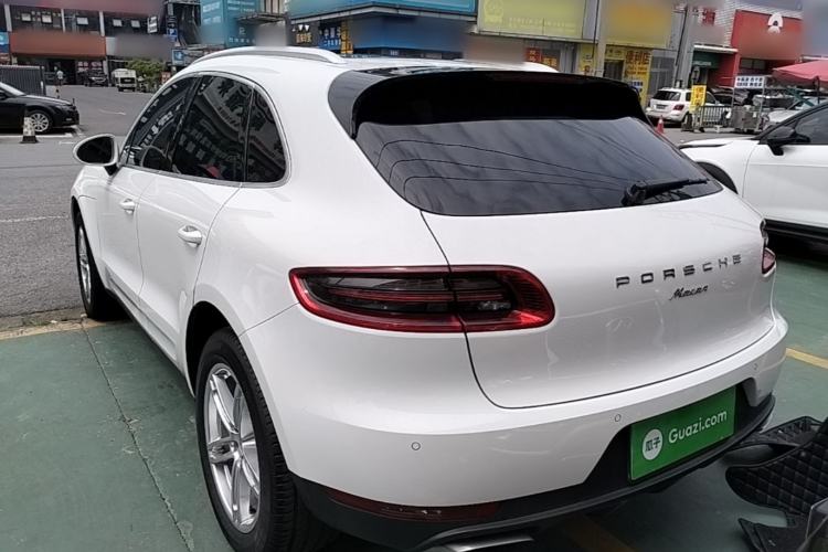 Used Porsche Macan 2014 Macan 2.0T Rear Left 45 Deg