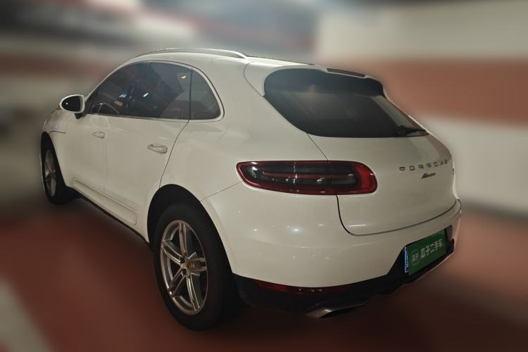 Used Porsche Macan 2014 Macan 2.0T Rear Left 45 Deg