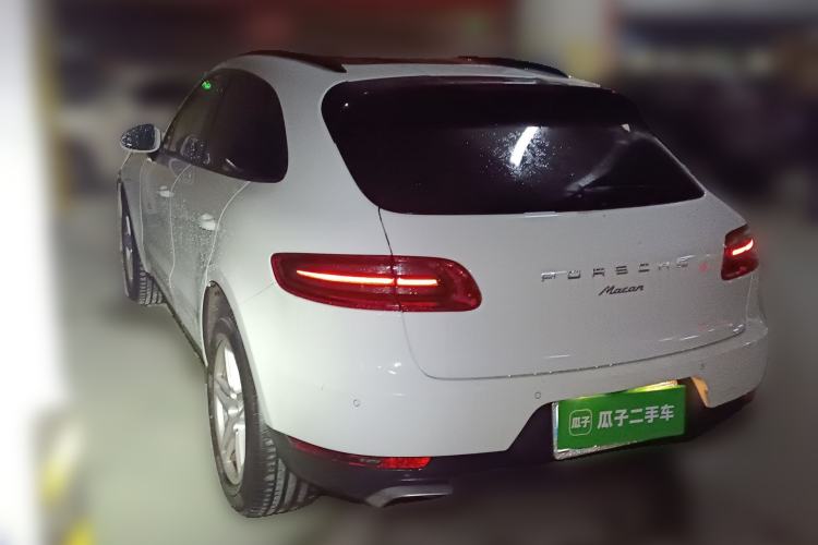 Used Porsche Macan 2014 Macan 2.0T Rear Left 45 Deg