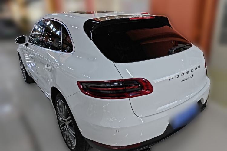 Used Porsche Macan 2014 Macan S 3.0T Rear Left 45 Deg