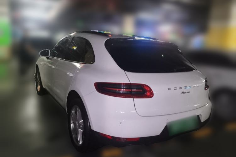Used Porsche Macan 2014 Macan 2.0T Rear Left 45 Deg