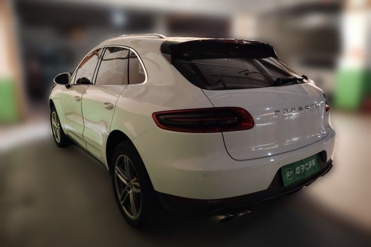 Used Porsche Macan 2014 Macan 2.0T Rear Left 45 Deg