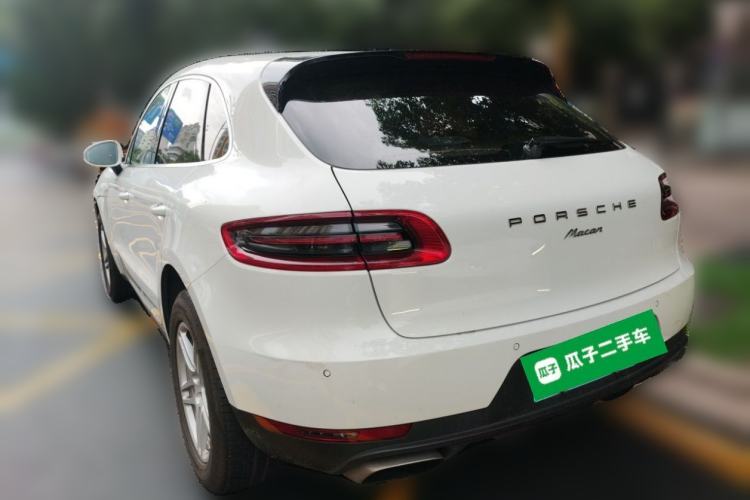 Used Porsche Macan 2014 Macan 2.0T Rear Left 45 Deg