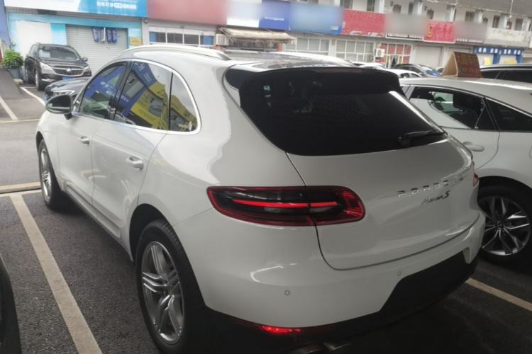 Used Porsche Macan 2014 Macan S 3.0T Rear Left 45 Deg