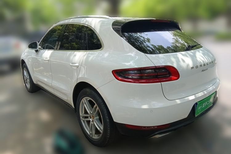 Used Porsche Macan 2014 Macan 2.0T Rear Left 45 Deg