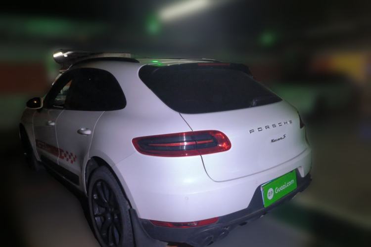 Used Porsche Macan 2014 Macan 2.0T Rear Left 45 Deg