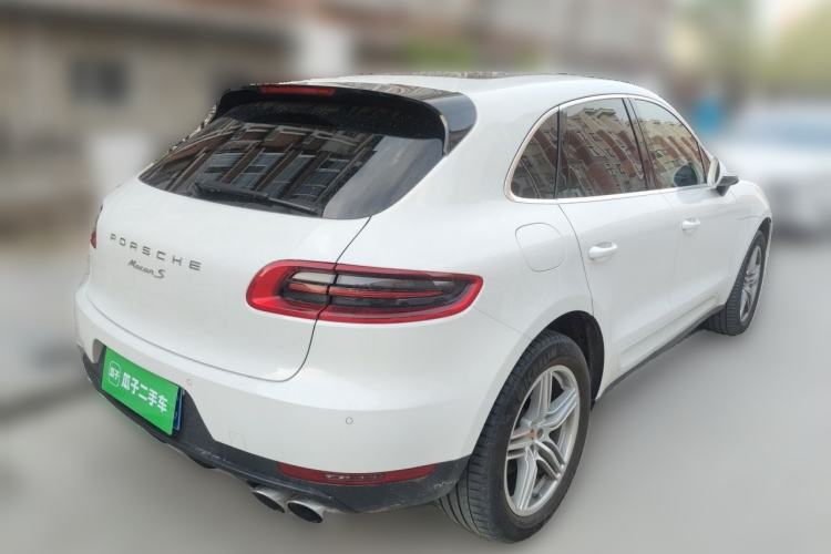 Used Porsche Macan 2014 Macan S 3.0T Rear Right 45 Deg