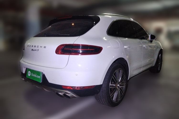 Used Porsche Macan 2014 Macan 2.0T Rear Right 45 Deg